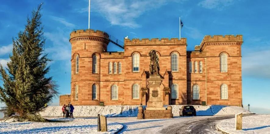 The Castle Front Nest Villa Inverness Buitenkant foto